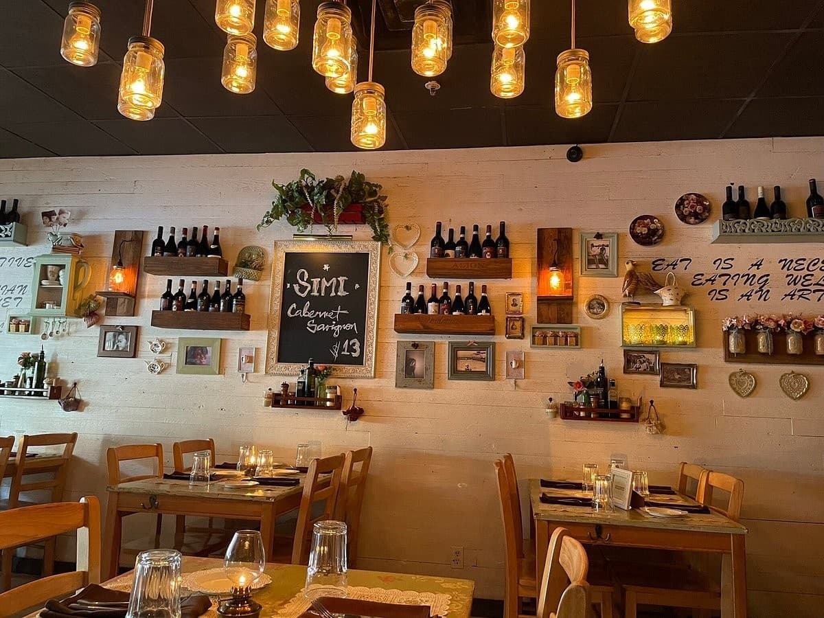 Pane e Vino interior ambiance in Miami Beach