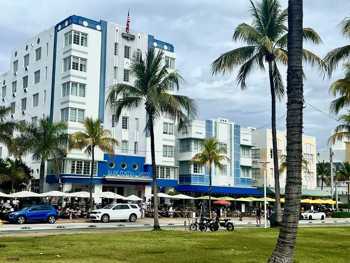 Park Central South Beach hotel exterior in Miami Beach