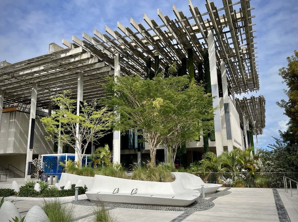 Pérez Art Museum Miami exterior view with modern design