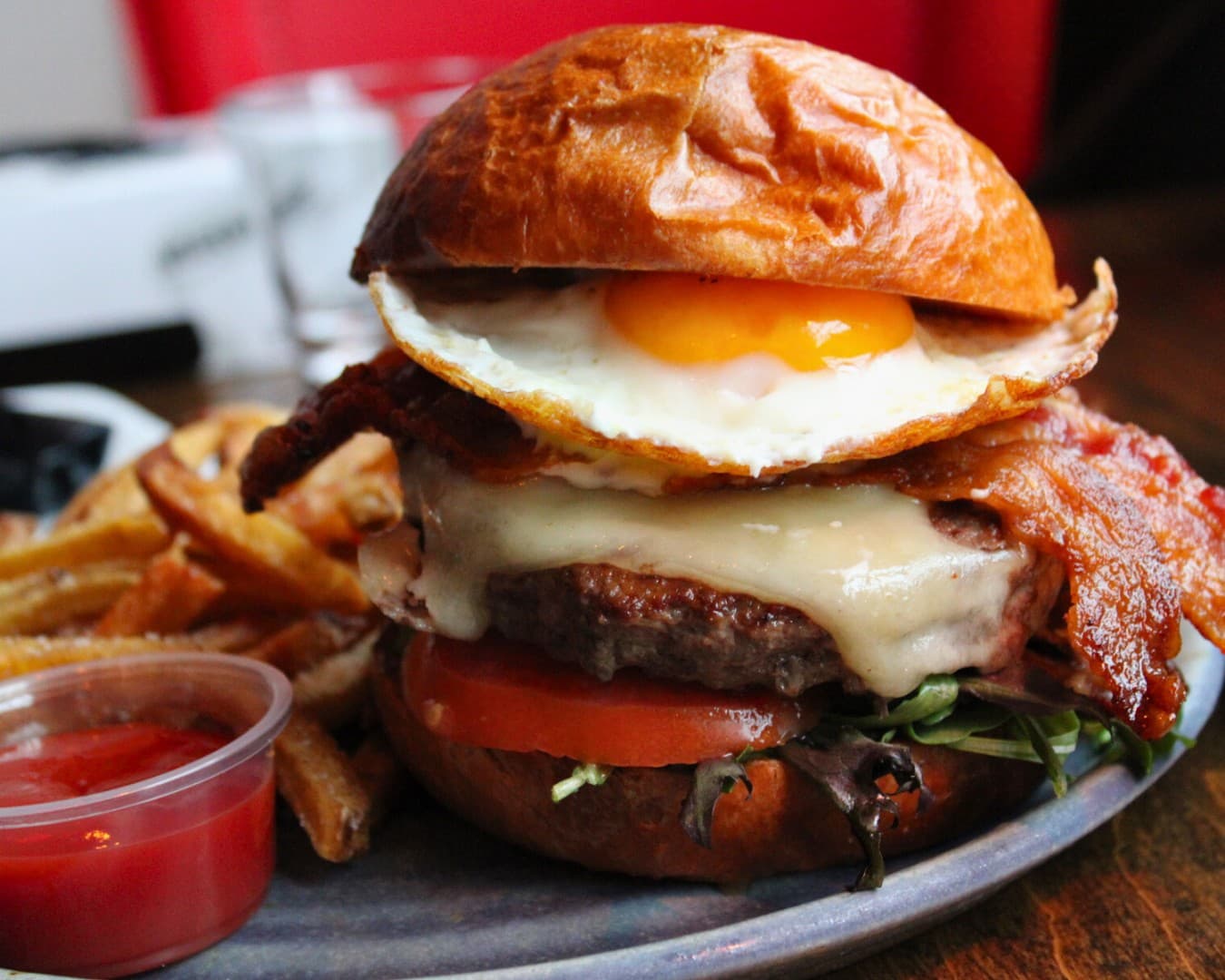 Delicious burger at Pinch Kitchen+Bar in Miami