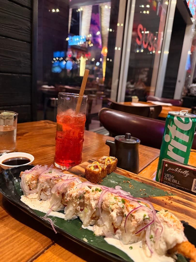 Sushi dining scene at Pubbelly Sushi in Miami