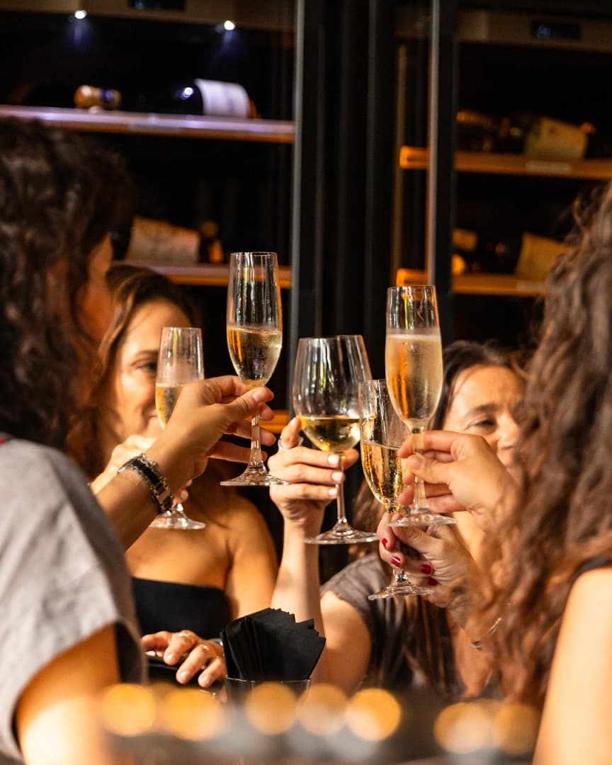 Cheers at Quinto Miami restaurant