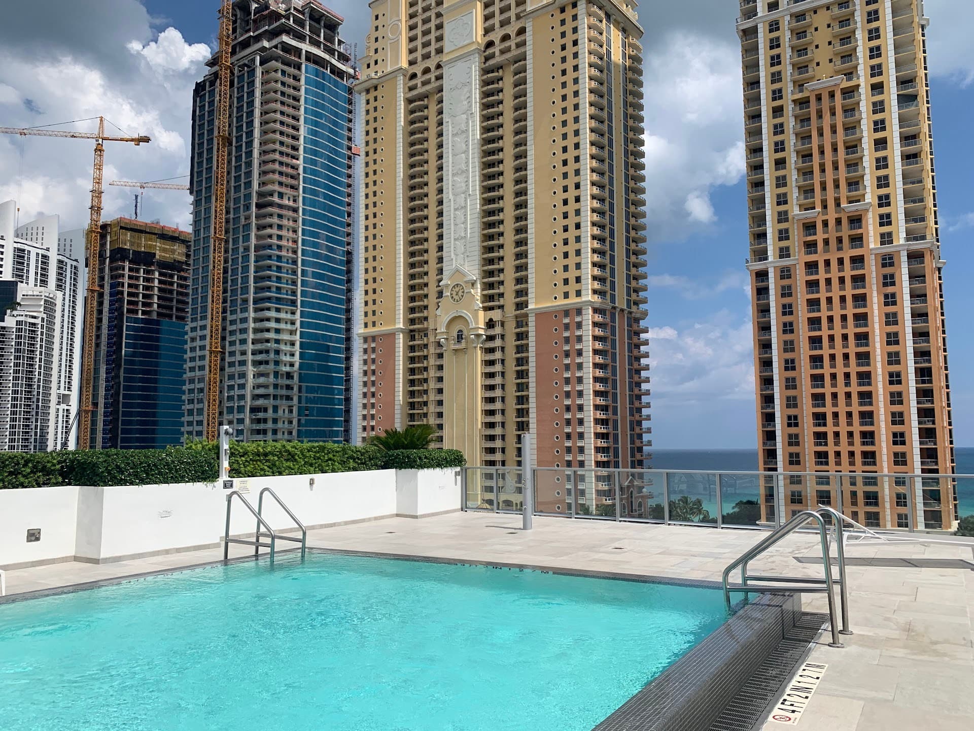 Swimming pool at Residence Inn by Marriott Miami Sunny Isles Beach