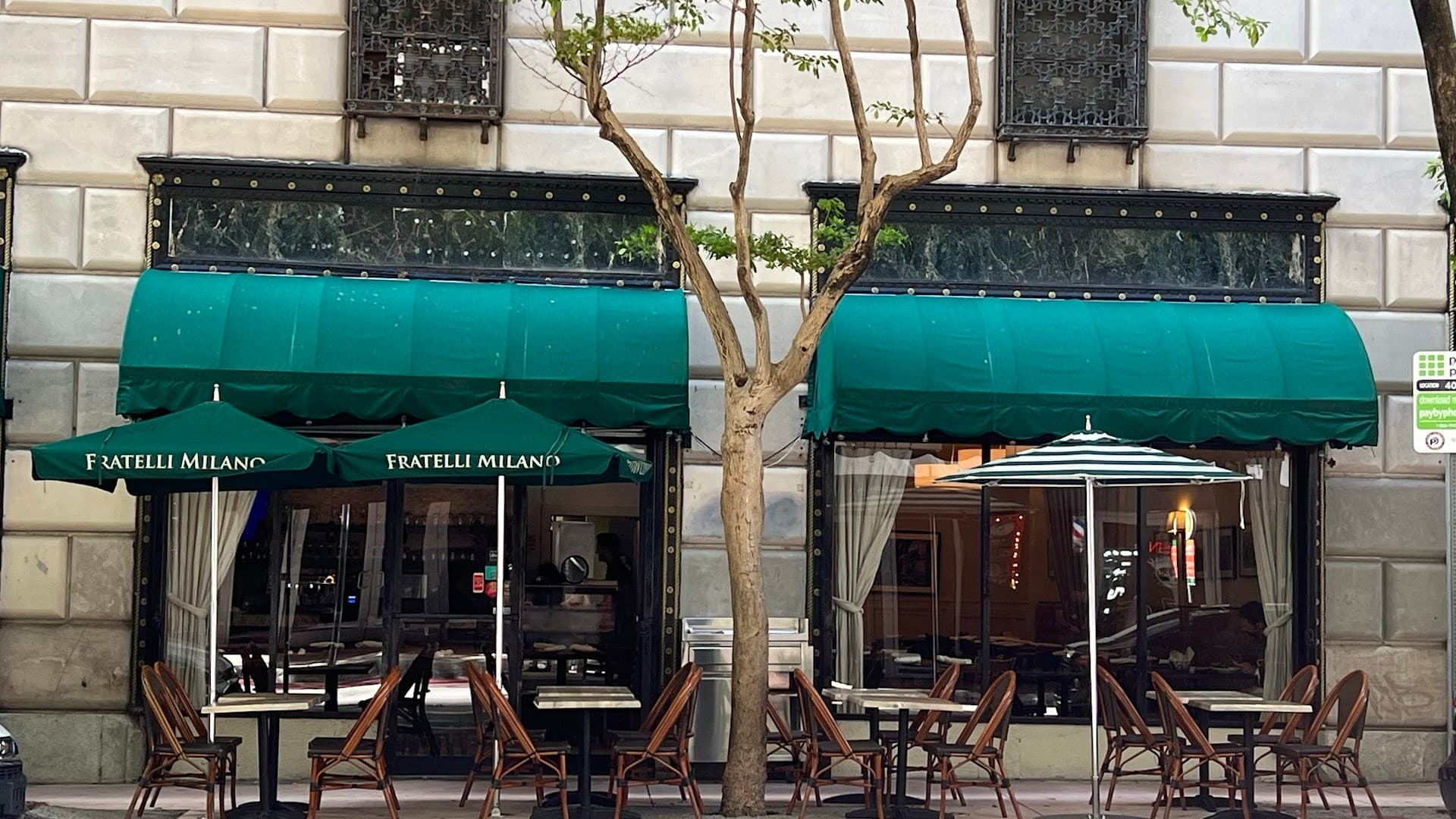 Exterior view of Ristorante Fratelli Milano in Miami