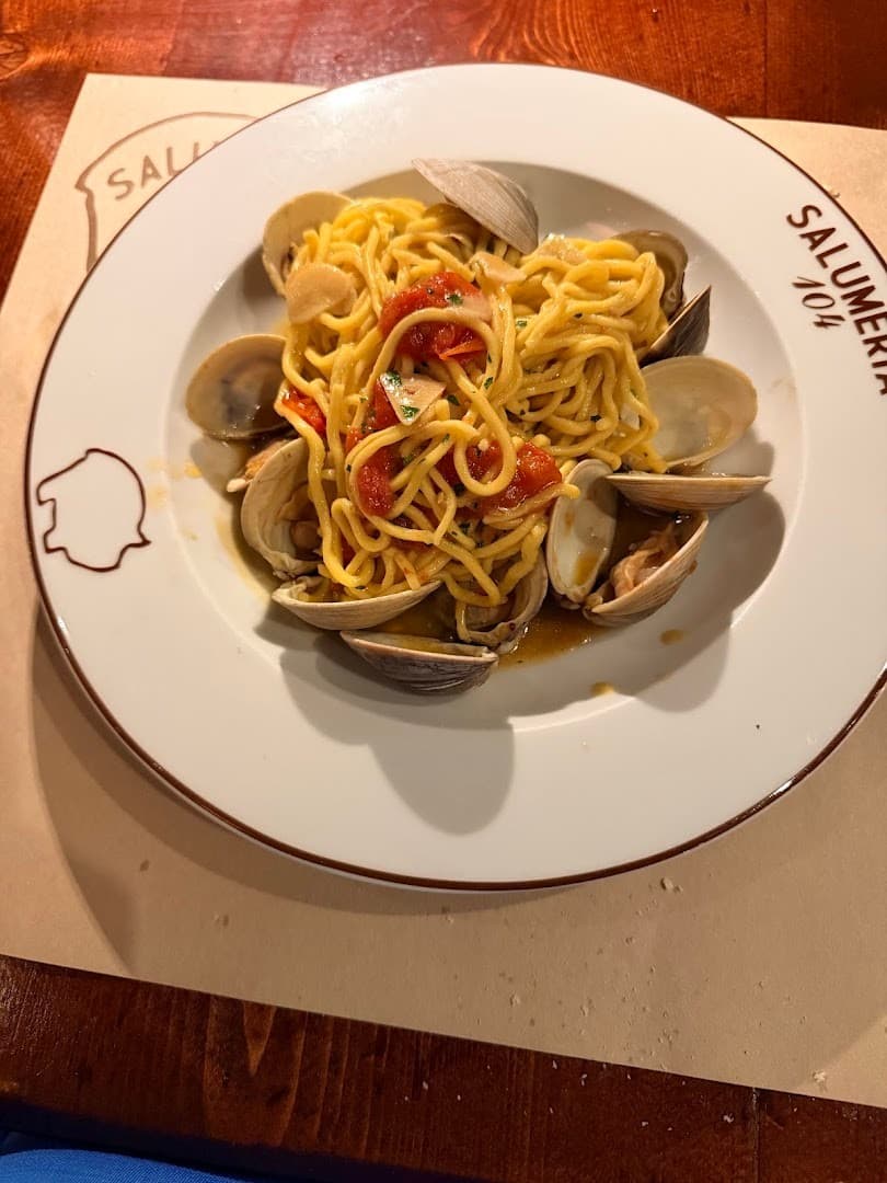 Pasta with clams at Salumeria 104 in Miami
