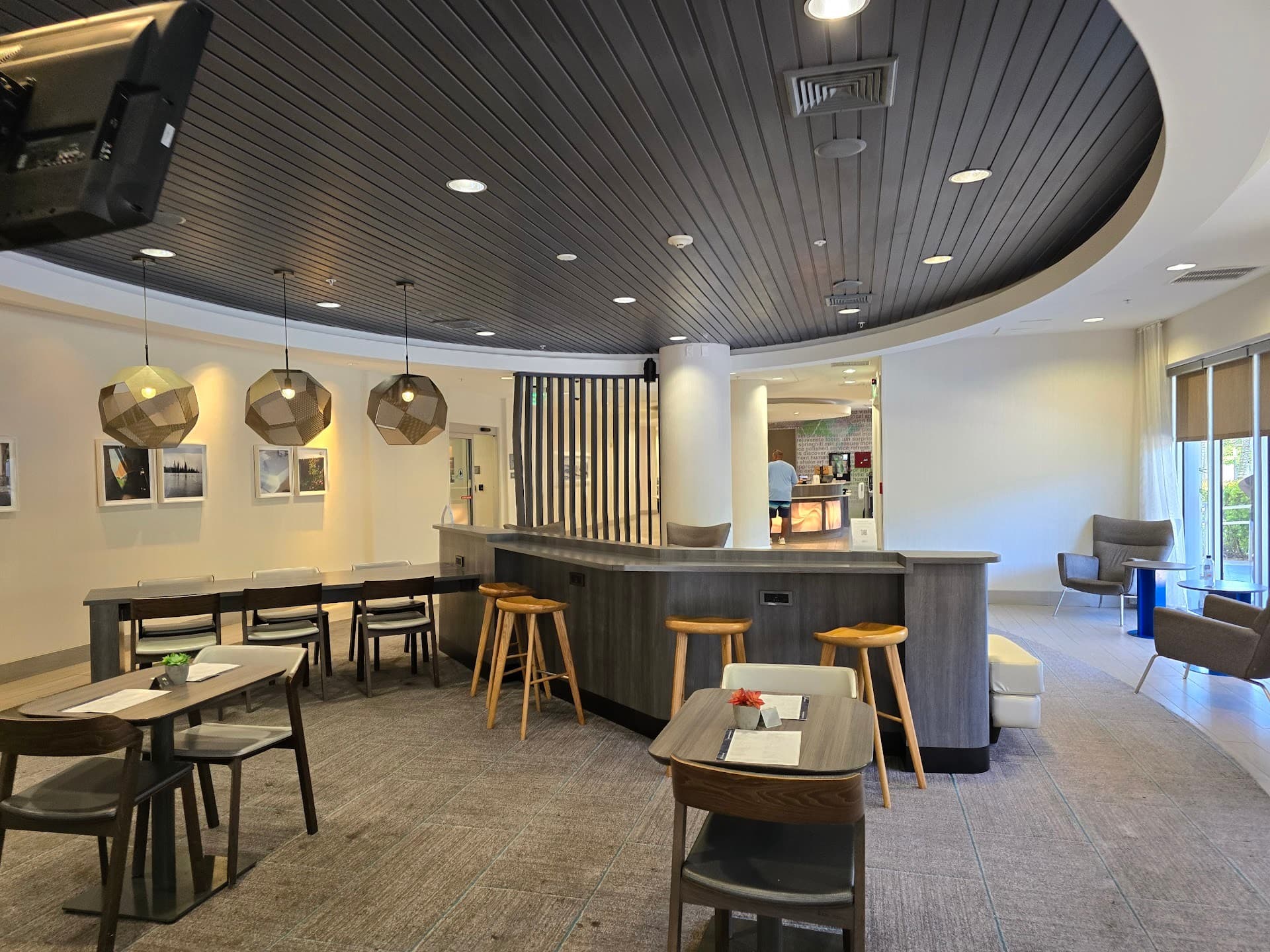 SpringHill Suites by Marriott Miami Downtown lobby