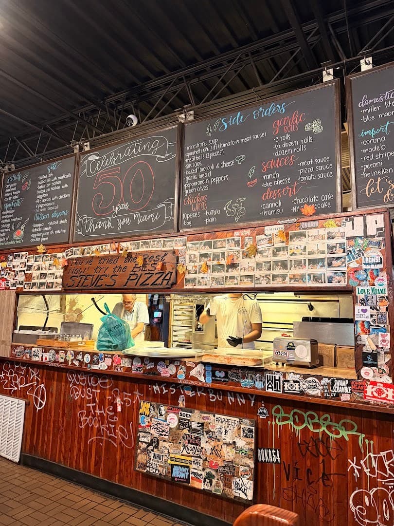 Interior view of Steve's Pizza in Miami