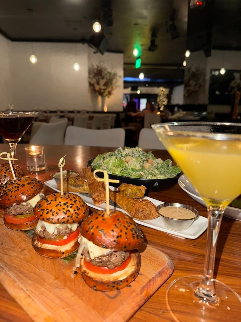STK Steakhouse dining scene in Miami Beach