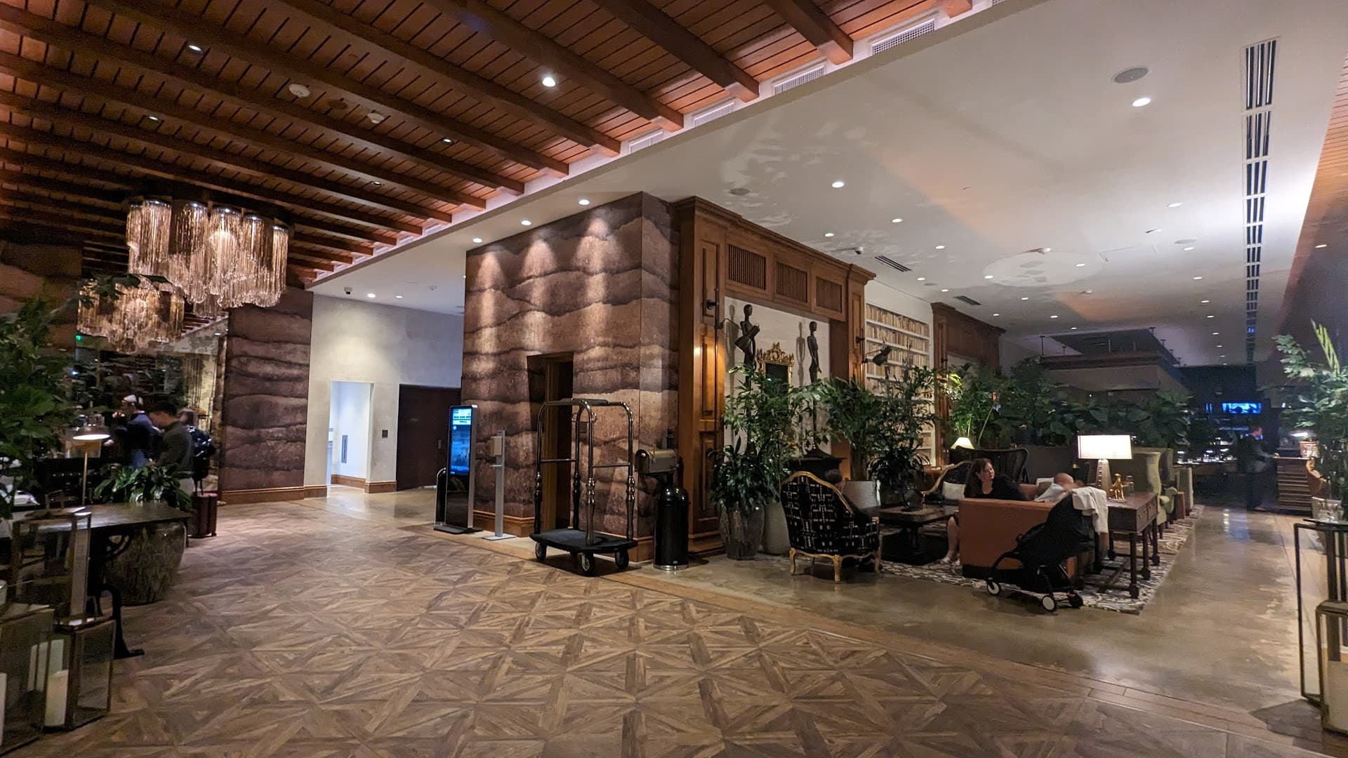 The Ben, Autograph Collection lobby in West Palm Beach