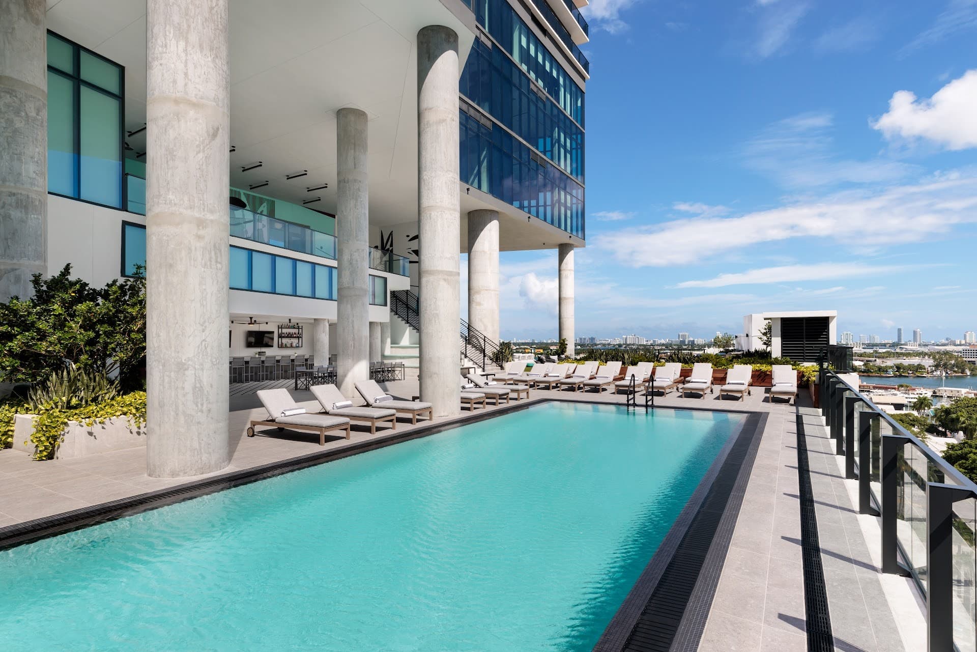 Luxury pool at The Elser Hotel Miami