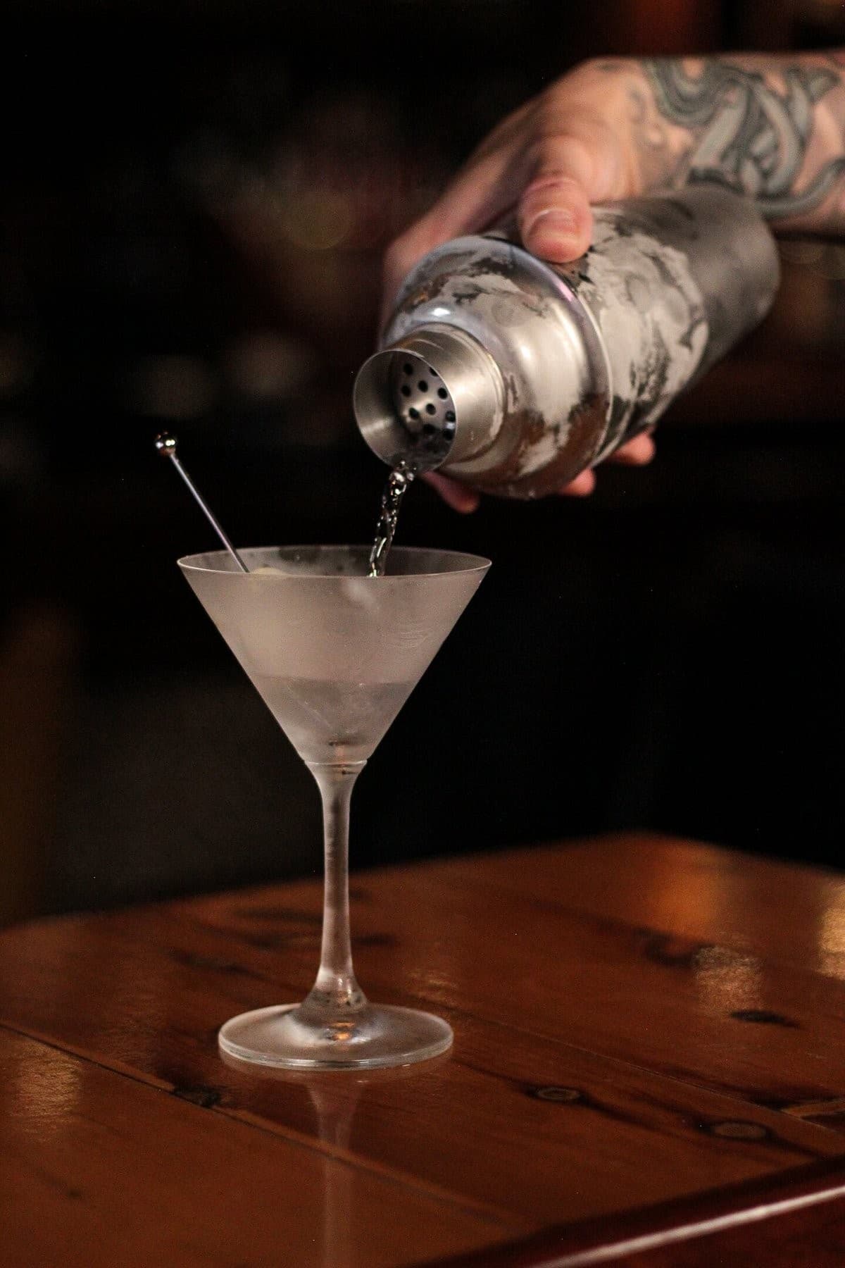 Cocktail being poured at The Gibson Room in Miami