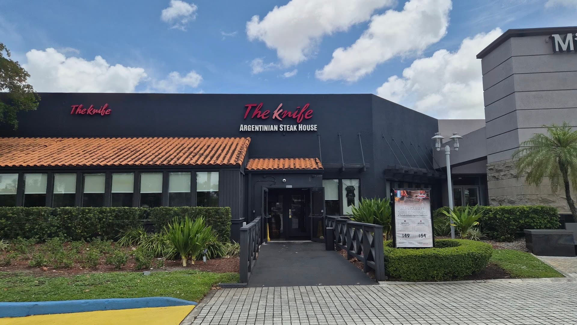 The Knife Parrilla Argentina exterior in Doral