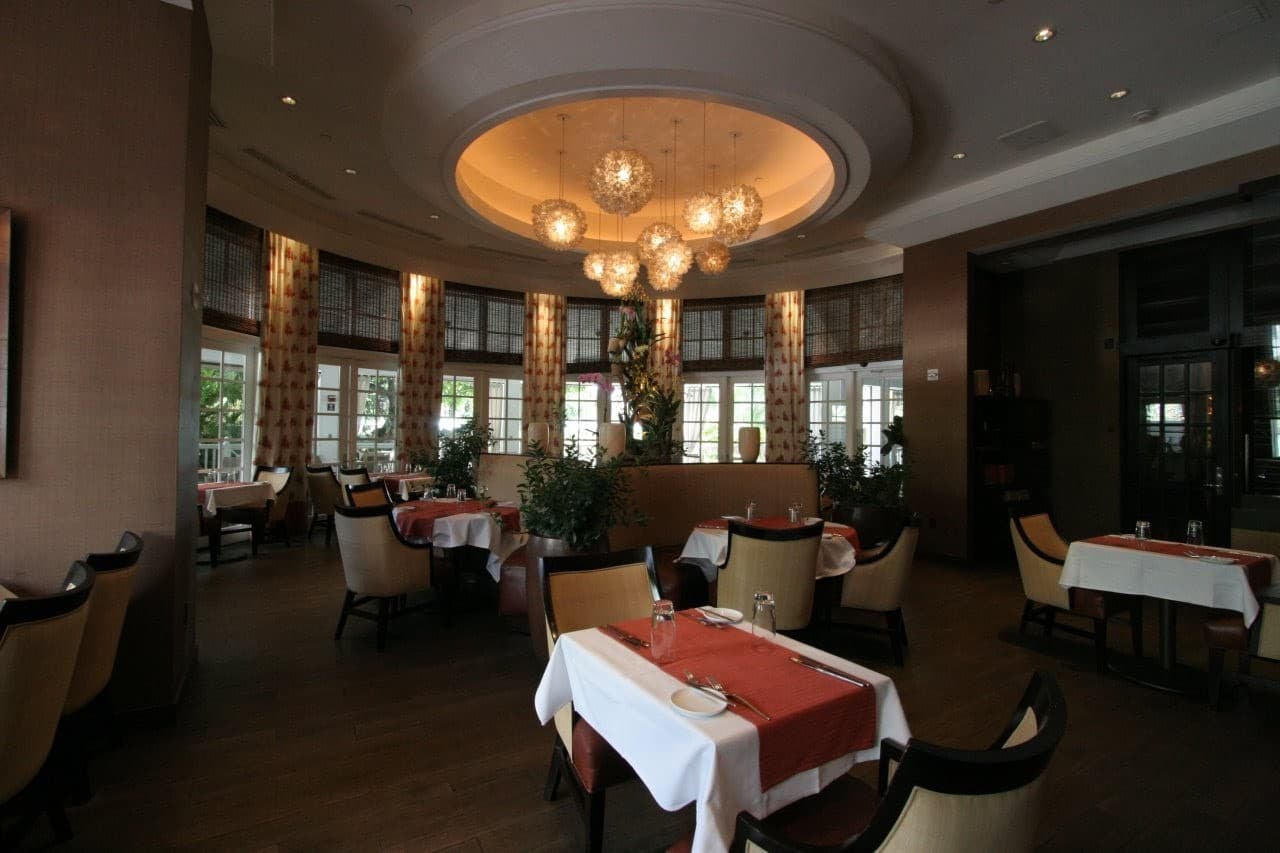 Elegant dining area at The Palms Hotel & Spa in Miami Beach