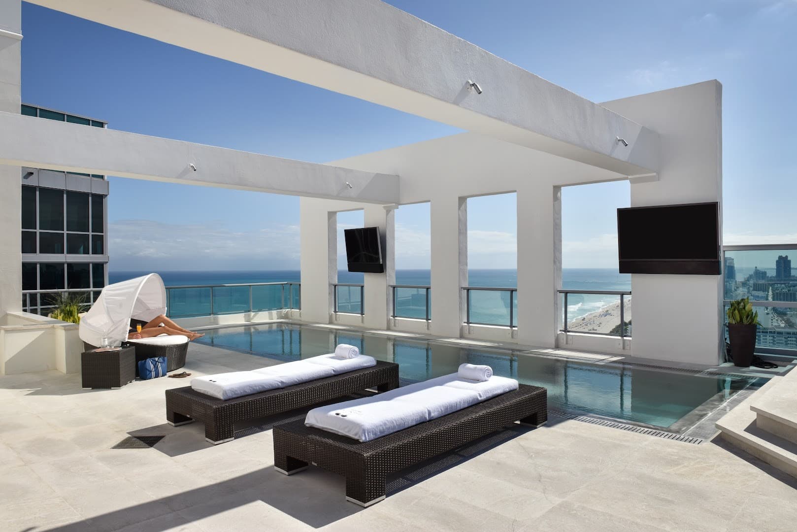 Rooftop pool at The Setai, Miami Beach