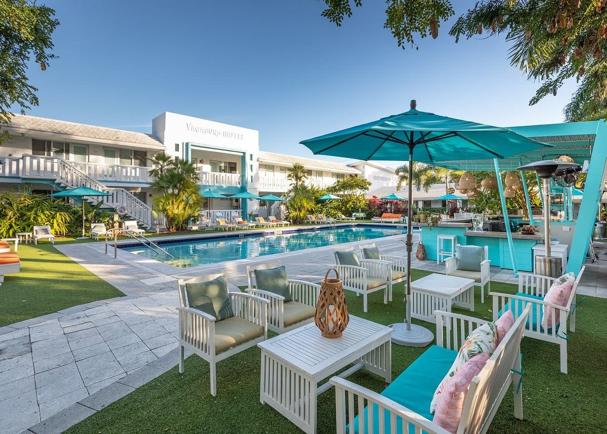 Vagabond Hotel Miami pool area with seating