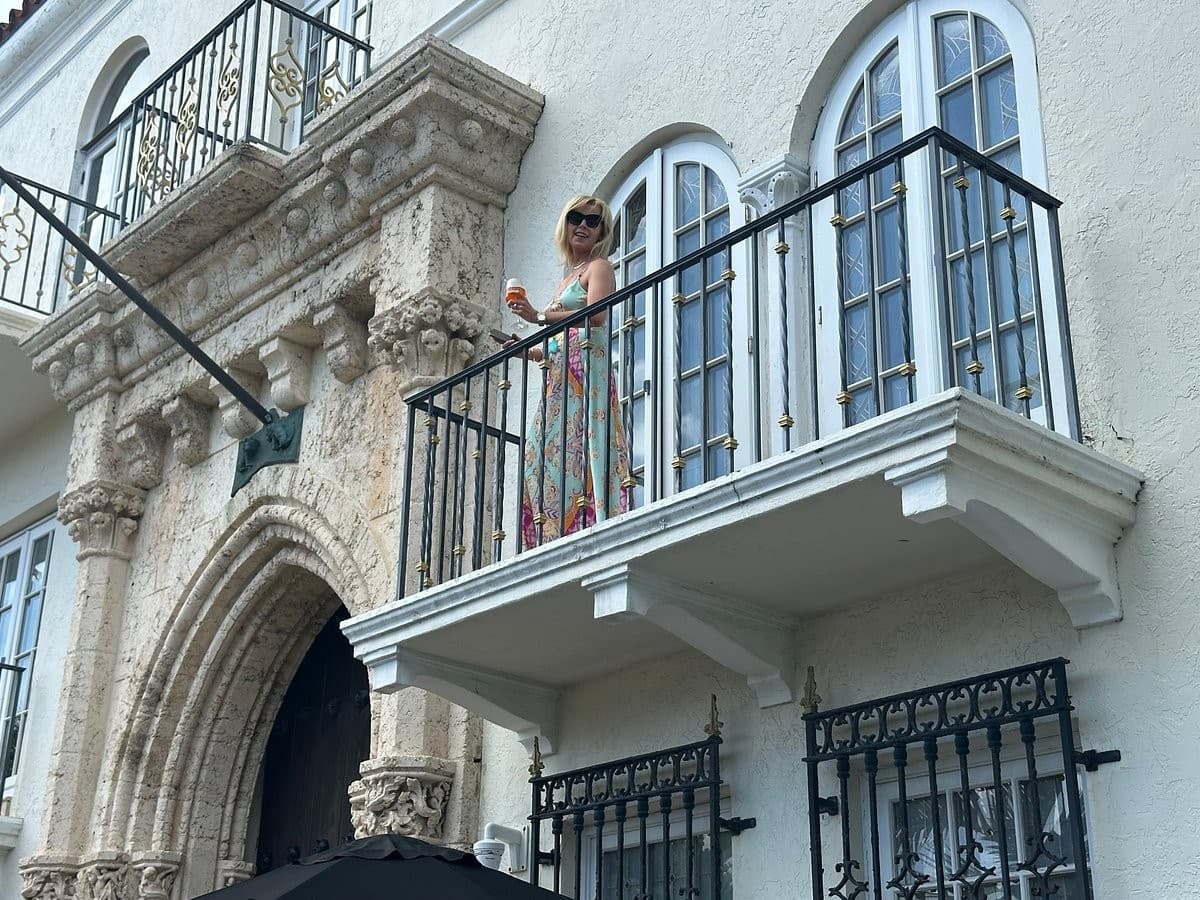 The Villa Casa Casuarina exterior view in Miami Beach
