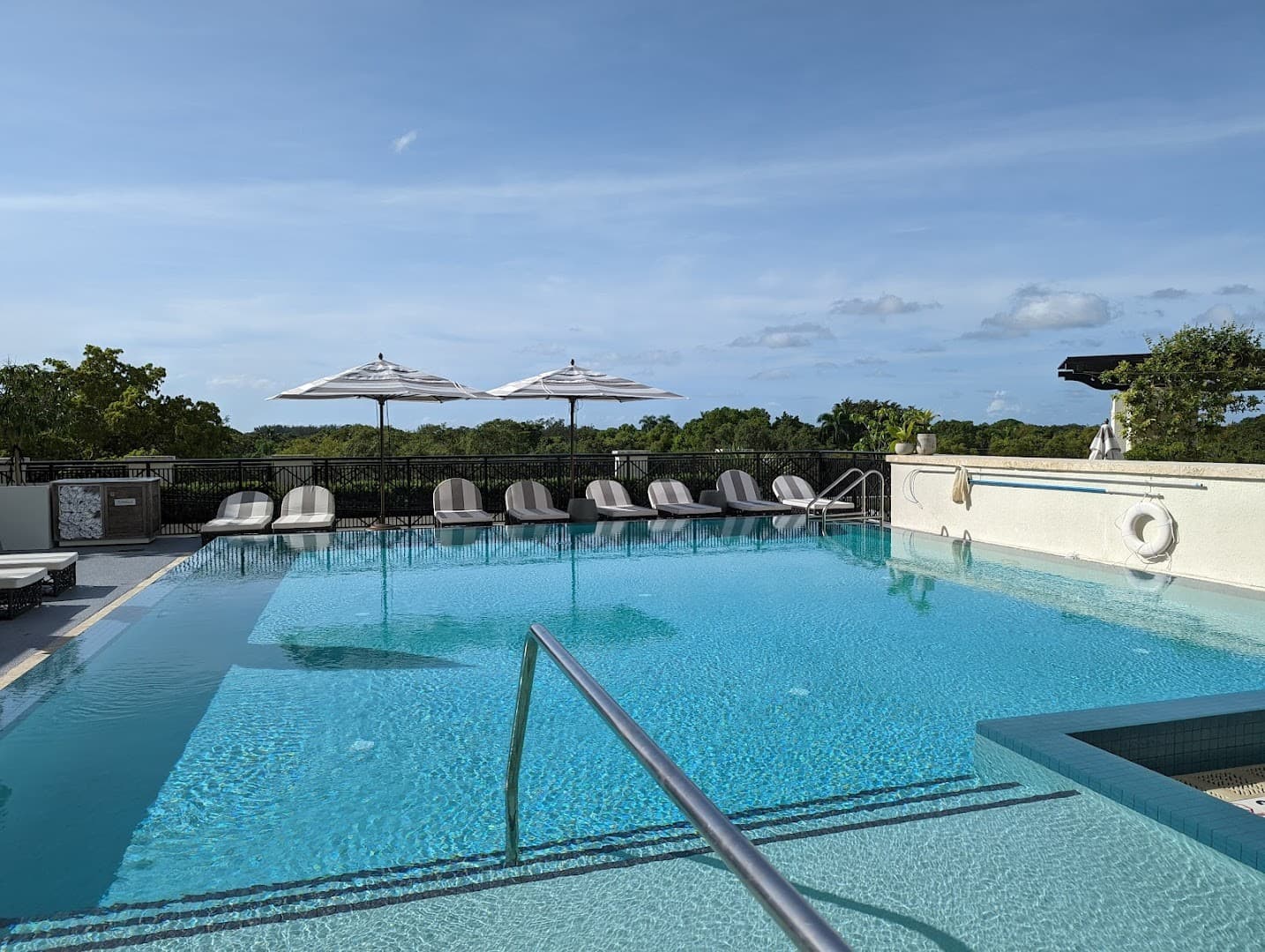 Thesis Hotel Miami Coral Gables pool area