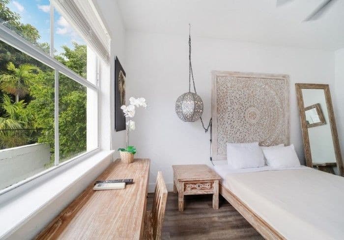 Cozy interior of Treehouse in Miami Beach