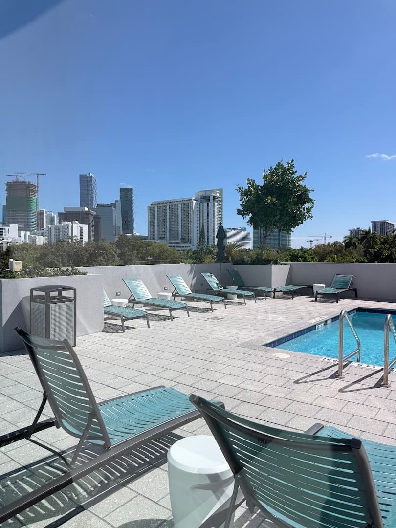 Tru by Hilton Miami West Brickell pool area