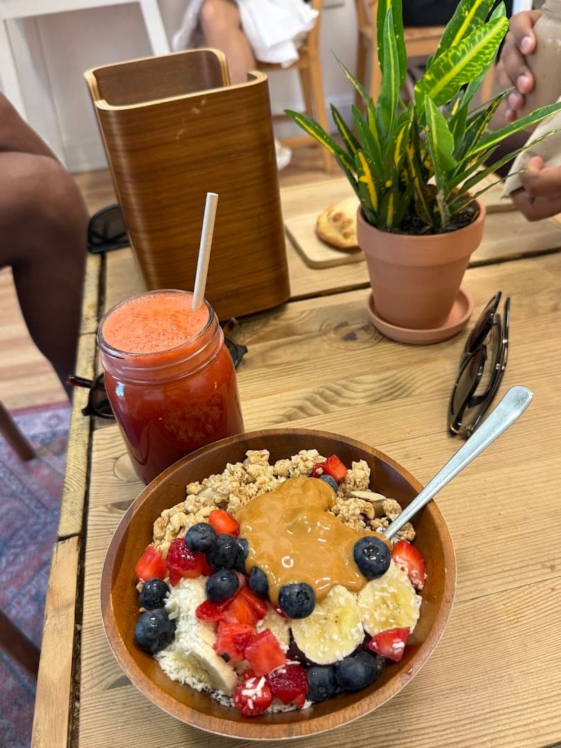 Healthy breakfast bowl at Under the Mango Tree Miami Beach