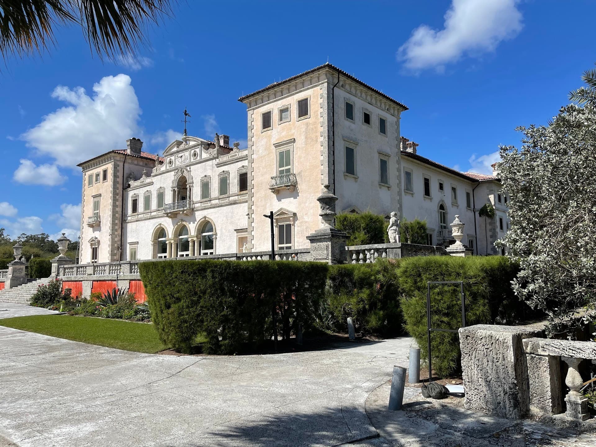 Vizcaya Museum & Gardens exterior view in Miami